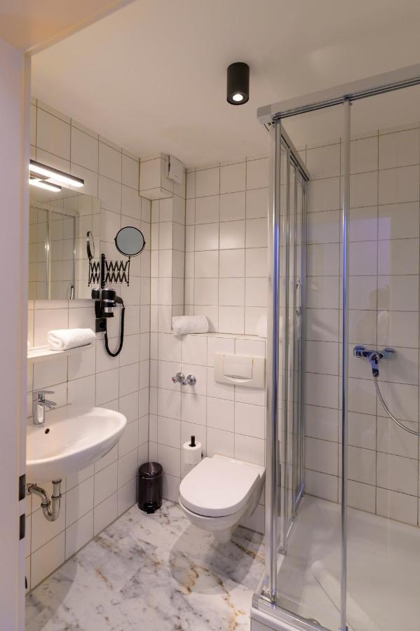 Nikii City Hotel レバークーゼン エクステリア 写真