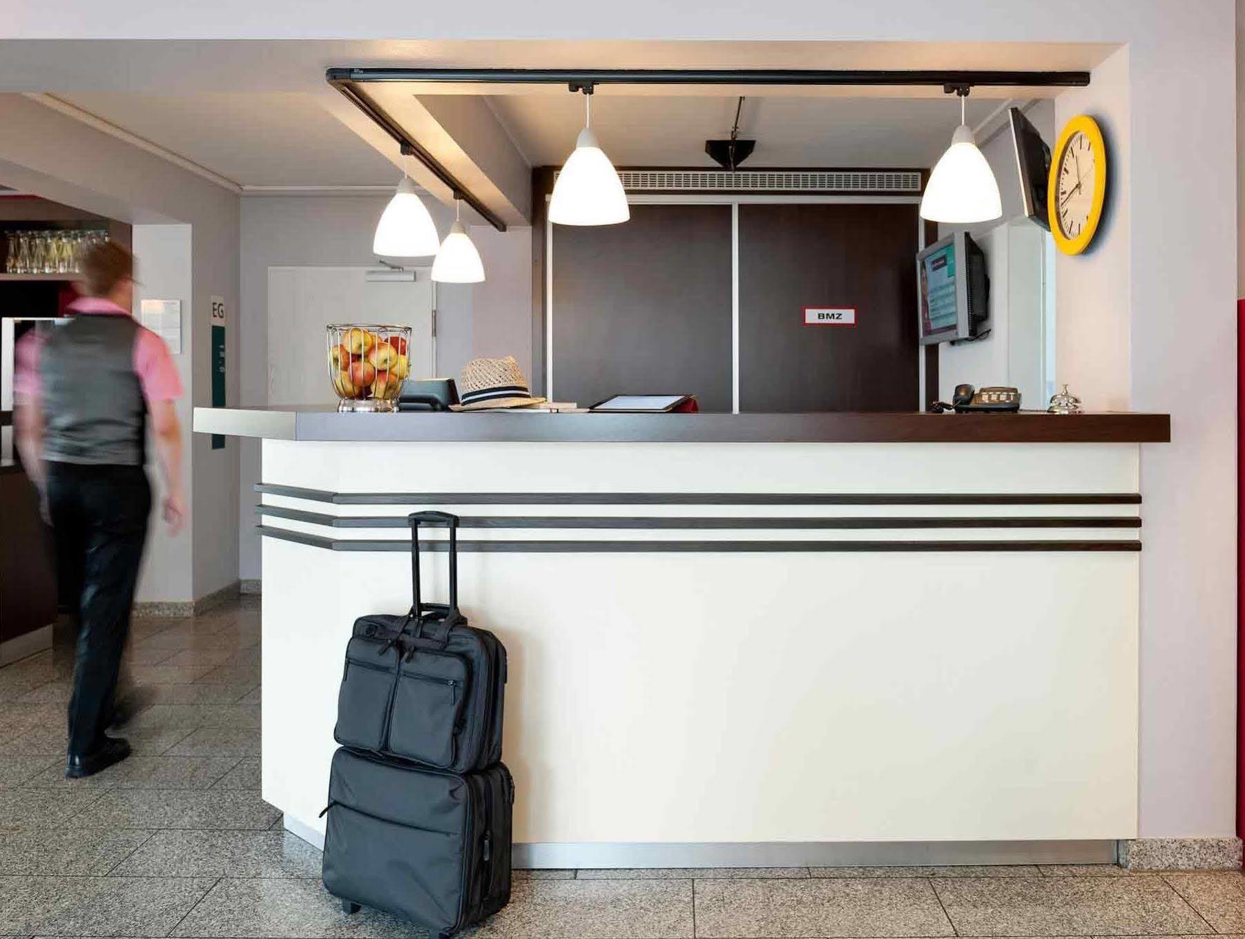 Nikii City Hotel レバークーゼン エクステリア 写真